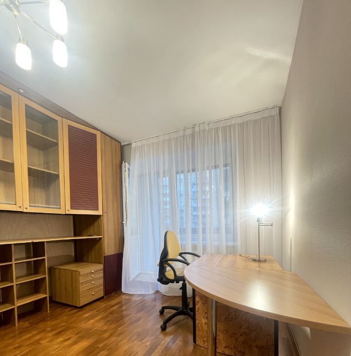 Снять трехкомнатную квартиру на Панфиловский переулок, 1/16С1, метро Краснопресненская, г. Москва