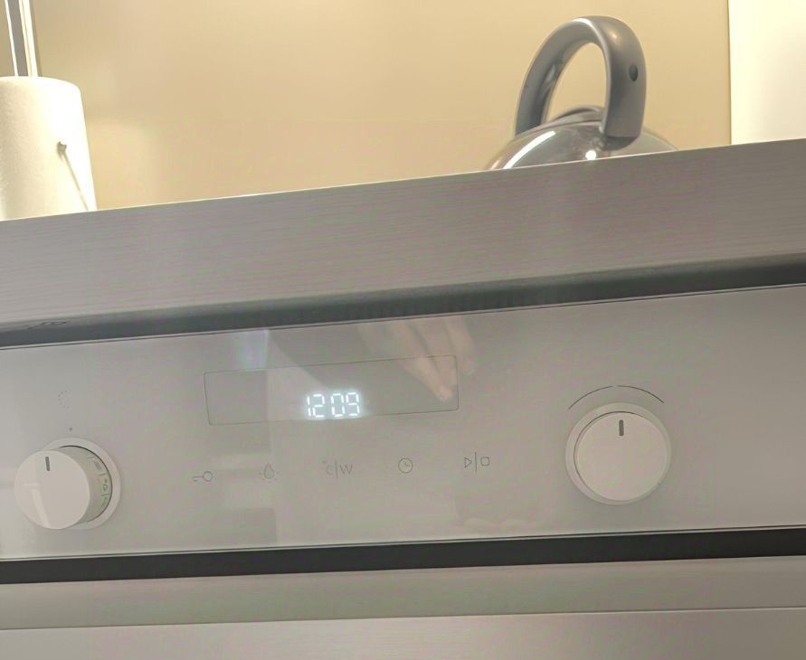 Сдается трехкомнатная квартира на Ходынский бульвар, 2, метро Динамо, г. Москва