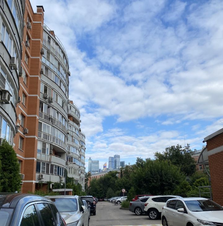 Сдам 3-к квартиру на Большая Филевская улица, 16к1, метро Фили, г. Москва