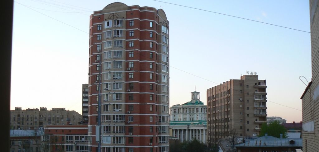Сдам 2-к квартиру на 3-й Самотечный переулок, 13, метро Новослободская, г. Москва