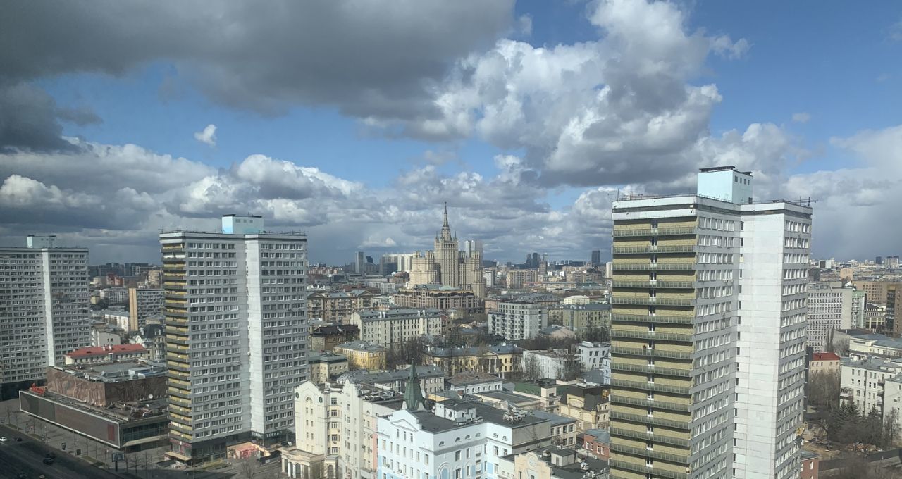 Снять однокомнатную квартиру на улица Новый Арбат, 15, метро Смоленская (Арбатско-Покровская линия), г. Москва