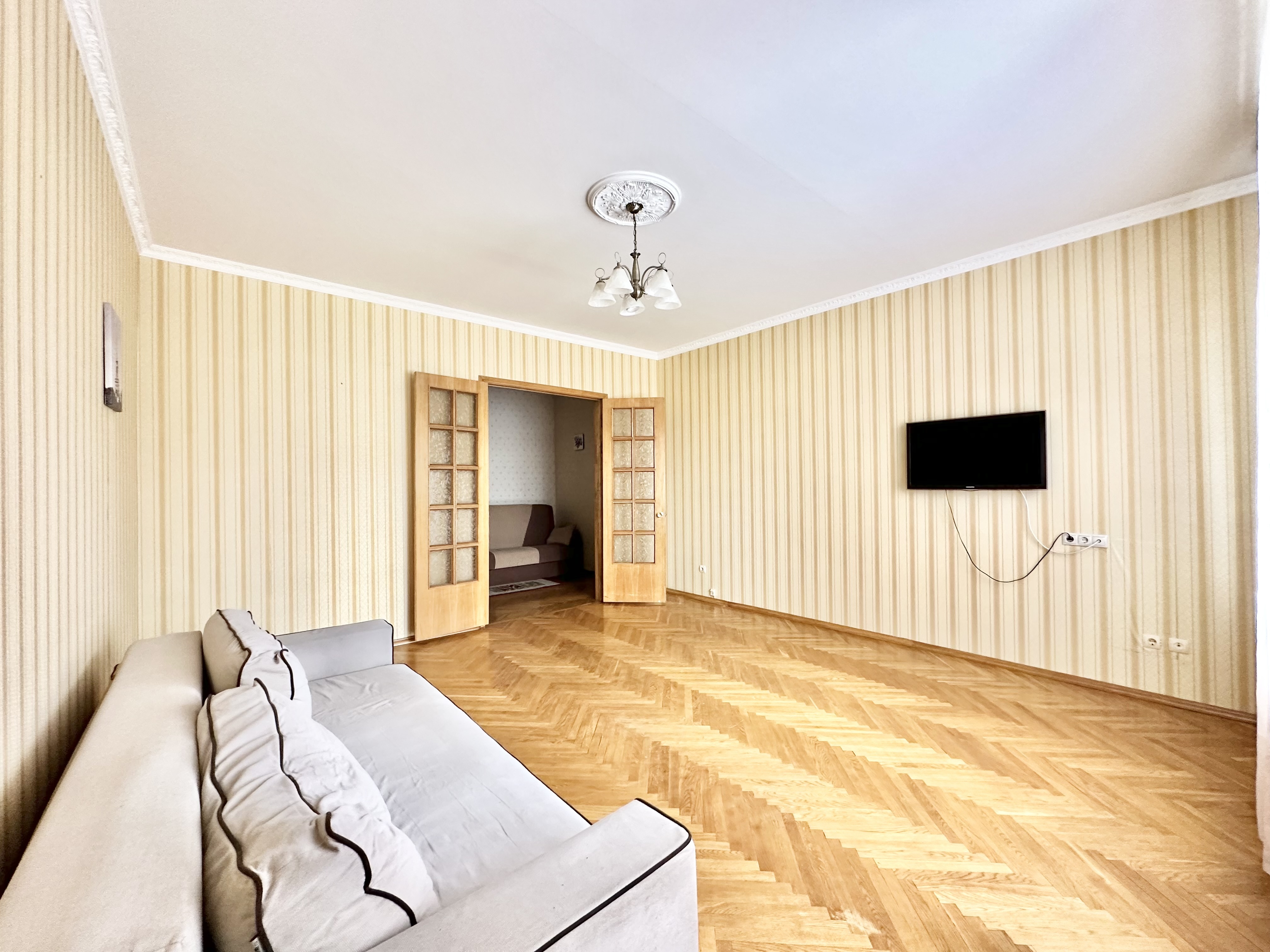 Сдам 3х-комнатную квартиру на г Москва, ул Скаковая, д 5, метро Петровский парк, г. Москва