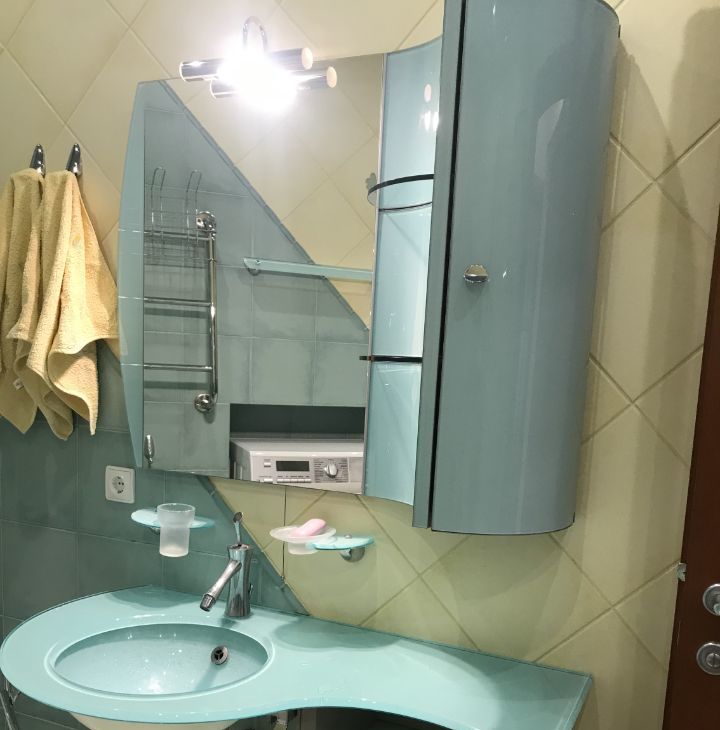 Снять 3-комнатную квартиру на улица Плющиха, 43-47, метро Парк культуры, г. Москва