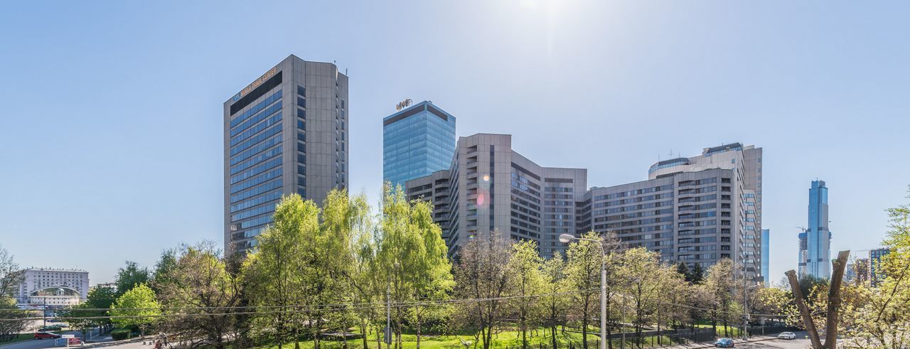 Сдается 3х-комнатная квартира на Мантулинская улица, 2, метро Краснопресненская, г. Москва