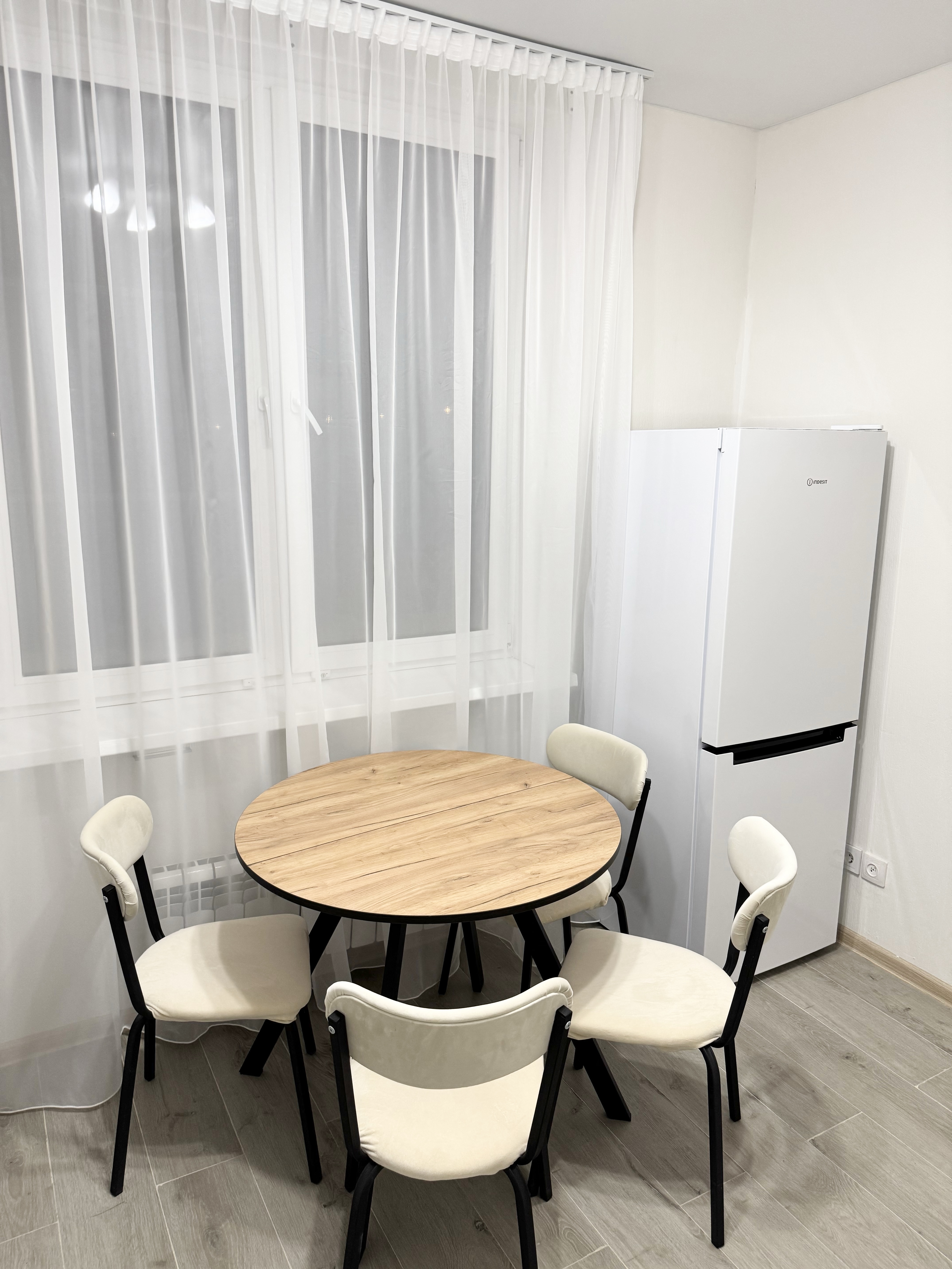 Сдам 2к квартиру на Московская обл, г Дмитров, пгт Деденево, ул Заречная, д 10, г. Москва