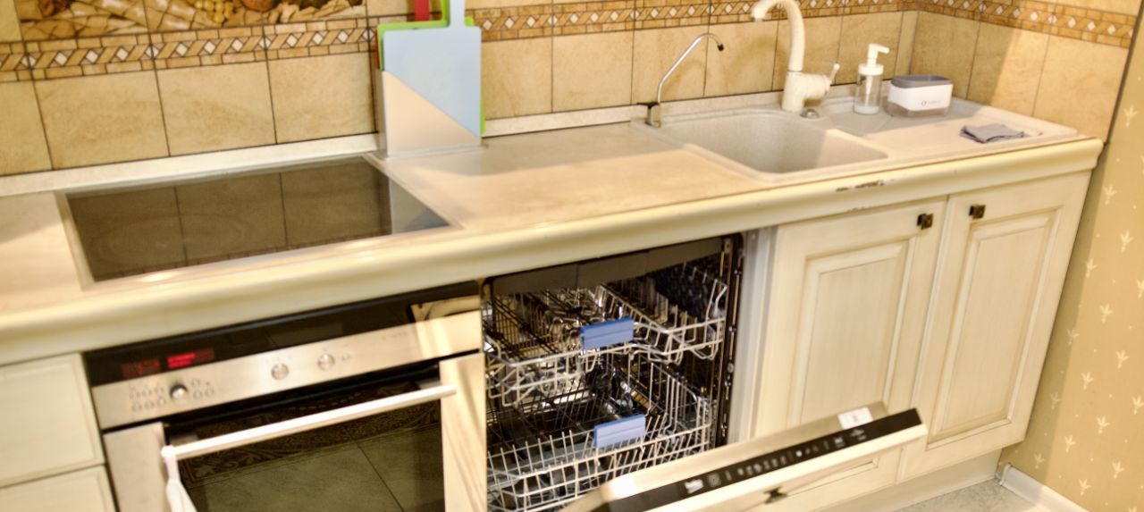 Снять 3-комнатную квартиру на улица Борисовские Пруды, 10К4, метро Шипиловская, г. Москва