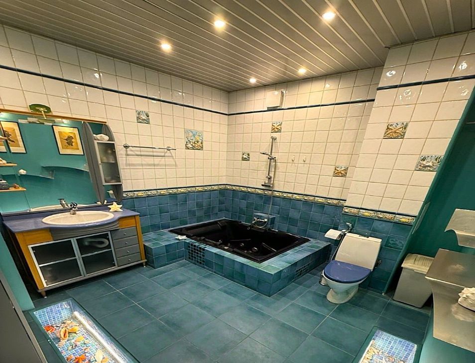 Снять четырехкомнатную квартиру на Краснопрудная улица, 26, метро Бауманская, г. Москва