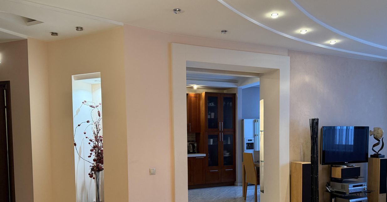 Сдам трехкомнатную квартиру на Зеленодольская улица, 36К1, метро Кузьминки, г. Москва