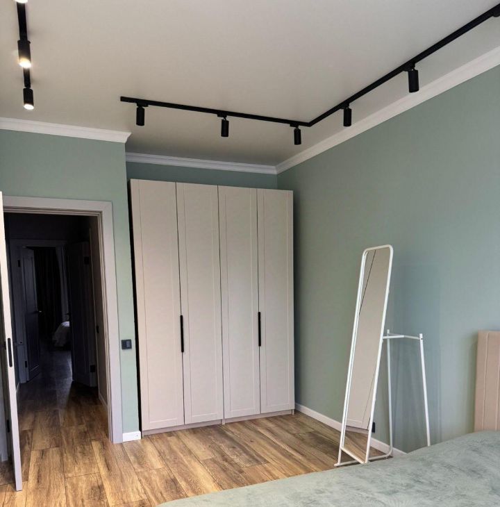 Снять трехкомнатную квартиру на улица Анны Ахматовой, 11к1, метро Рассказовка, г. Москва