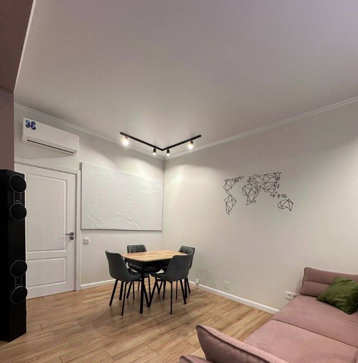 Аренда трехкомнатной квартиры на проспект Магеллана, 2, метро Ольховая, г. Москва