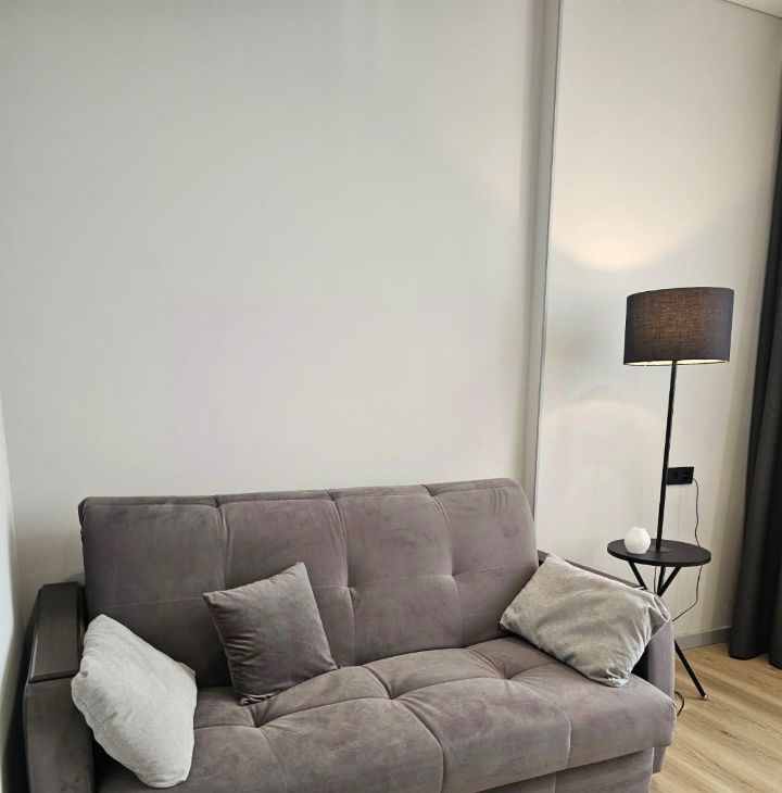 Снять трехкомнатную квартиру на Шмитовский проезд, 39к8, метро Выставочная, г. Москва