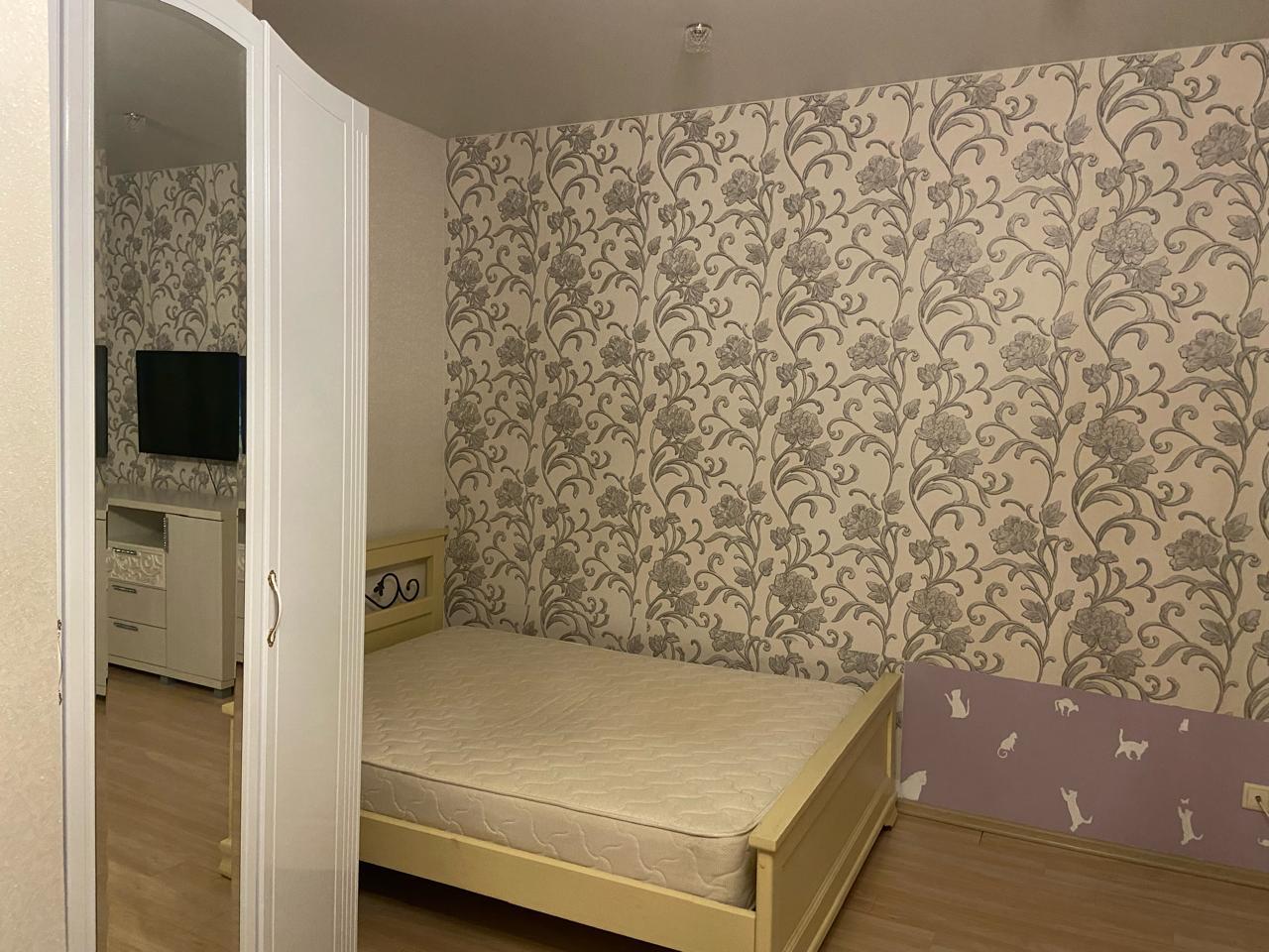 Сдается однокомнатная квартира на г Москва, р-н Коммунарка, ул Николо-Хованская, д 34, метро Тёплый Стан, г. Москва