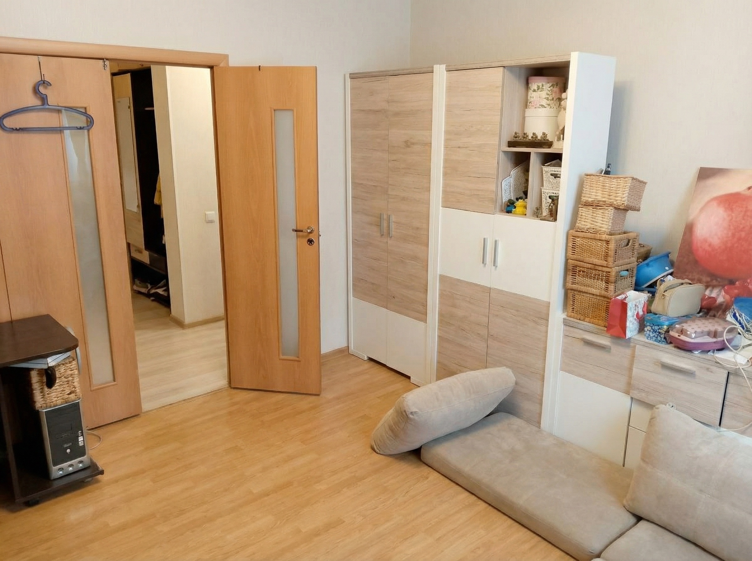 Продаю 3-комнатную квартиру на г Москва, пр-кт Маршала Жукова, д 49, метро Полежаевская, г. Москва