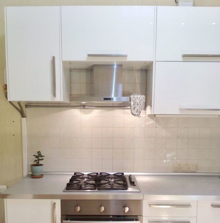 Сдам трехкомнатную квартиру на улица Пречистенка, 34/18, метро Смоленская (Арбатско-Покровская линия), г. Москва