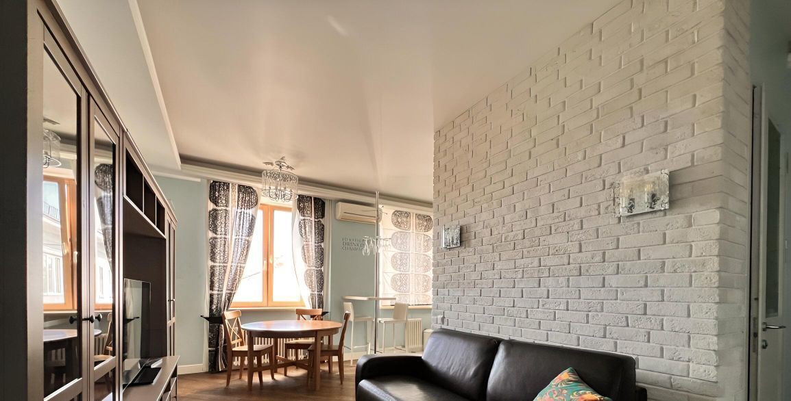 Аренда трехкомнатной квартиры на Комсомольский проспект, 47, метро Фрунзенская, г. Москва