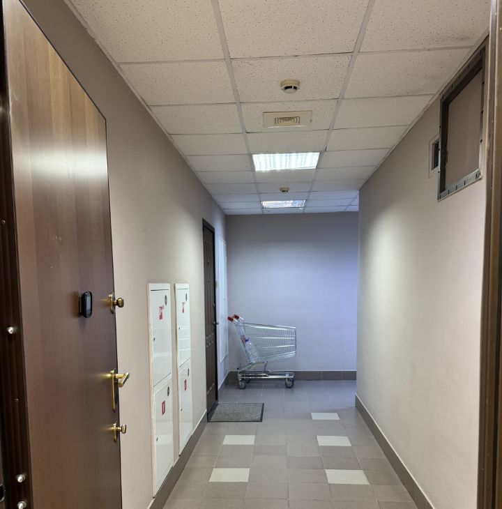 Сдаю 3-к квартиру на Комсомольский проспект, 32К2, метро Парк культуры, г. Москва