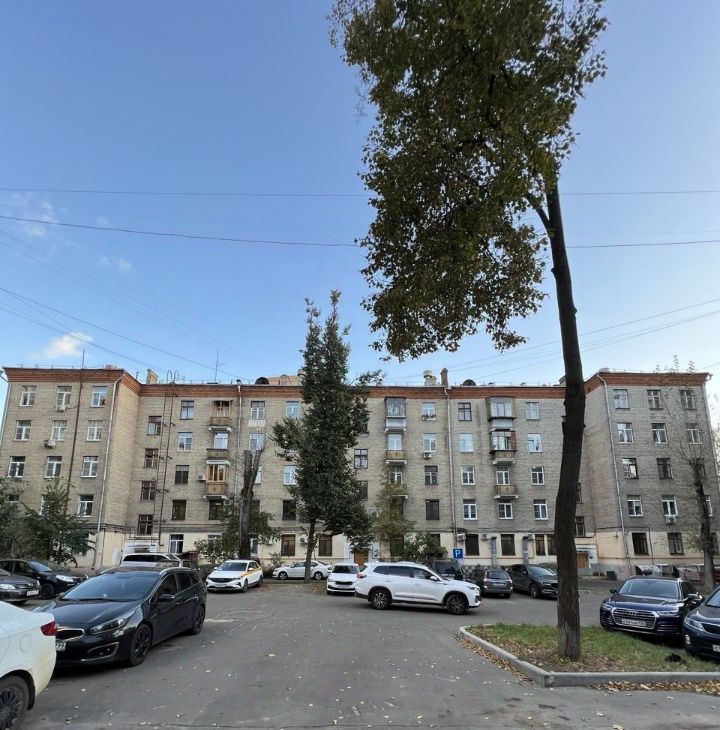 Сдам трехкомнатную квартиру на Заводской проезд, 3, метро Партизанская, г. Москва