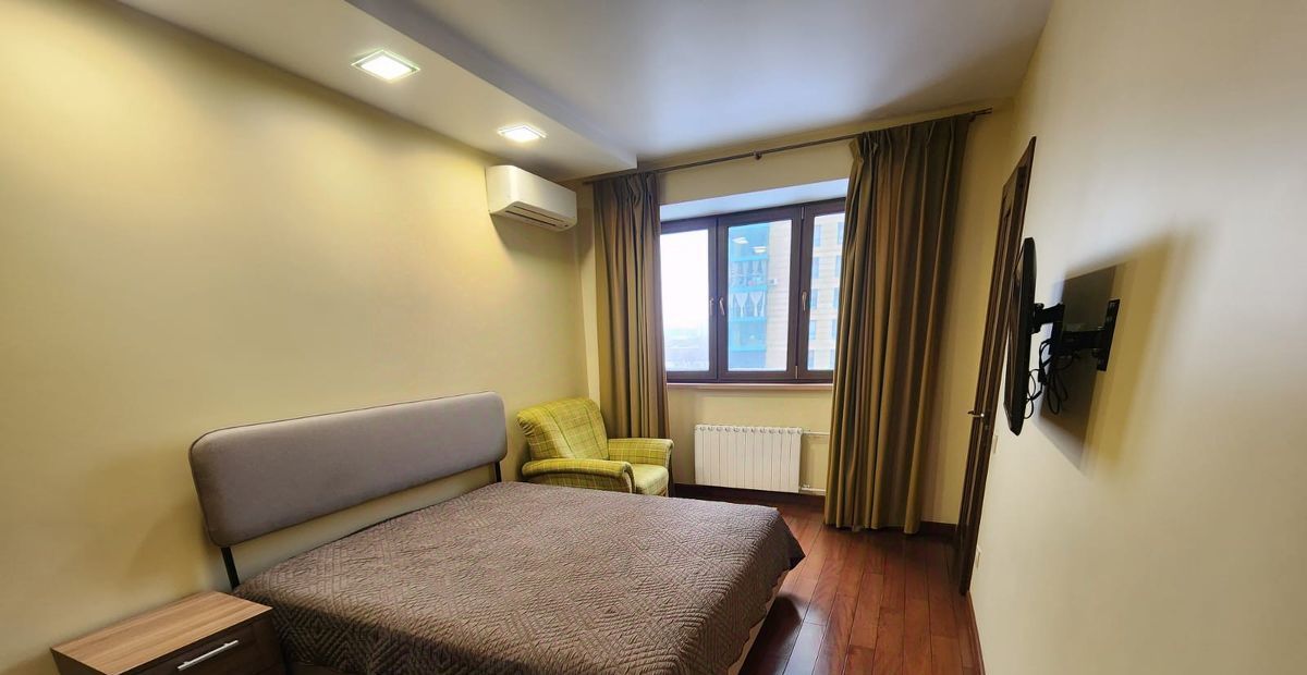 Сдам 3-комнатную квартиру на Кастанаевская улица, 17, метро Багратионовская, г. Москва