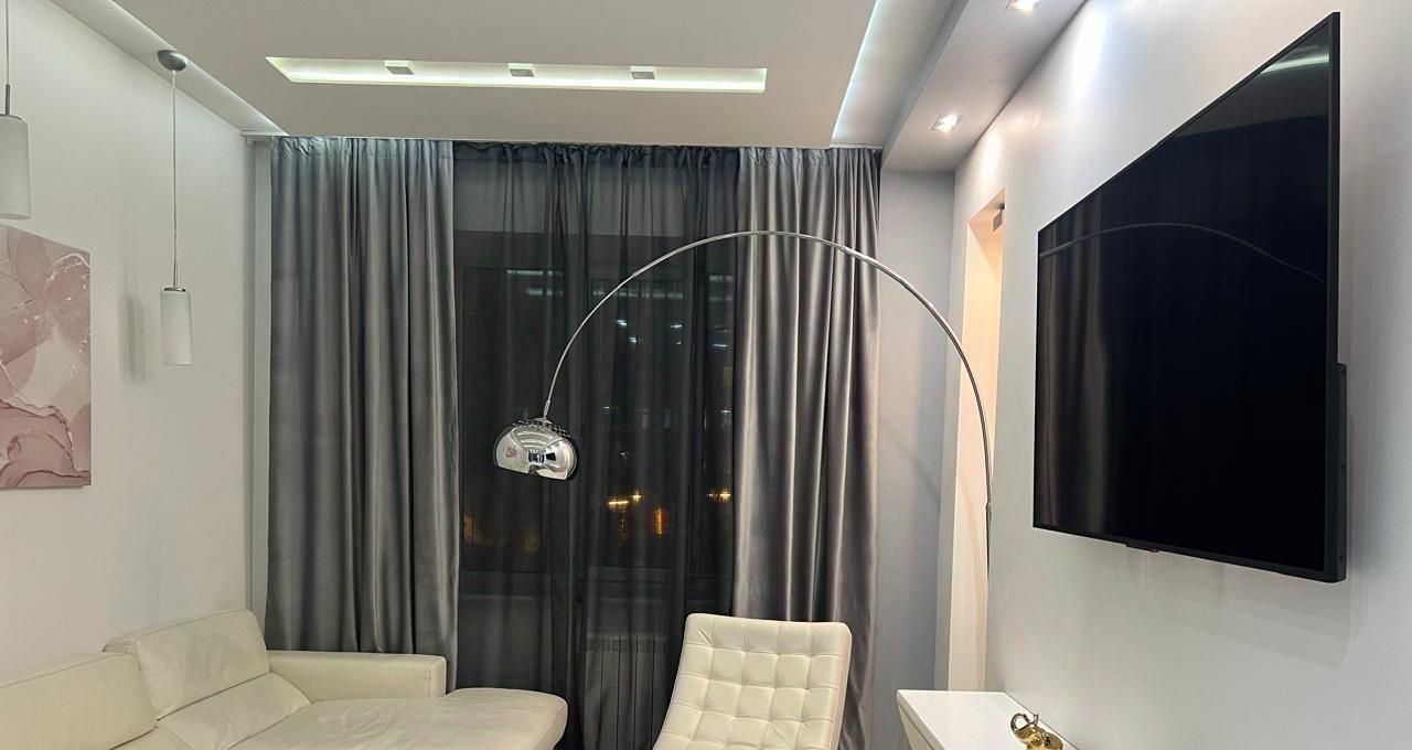 Сдается 3к квартира на Большой Овчинниковский переулок, 12С1, метро Китай-город, г. Москва