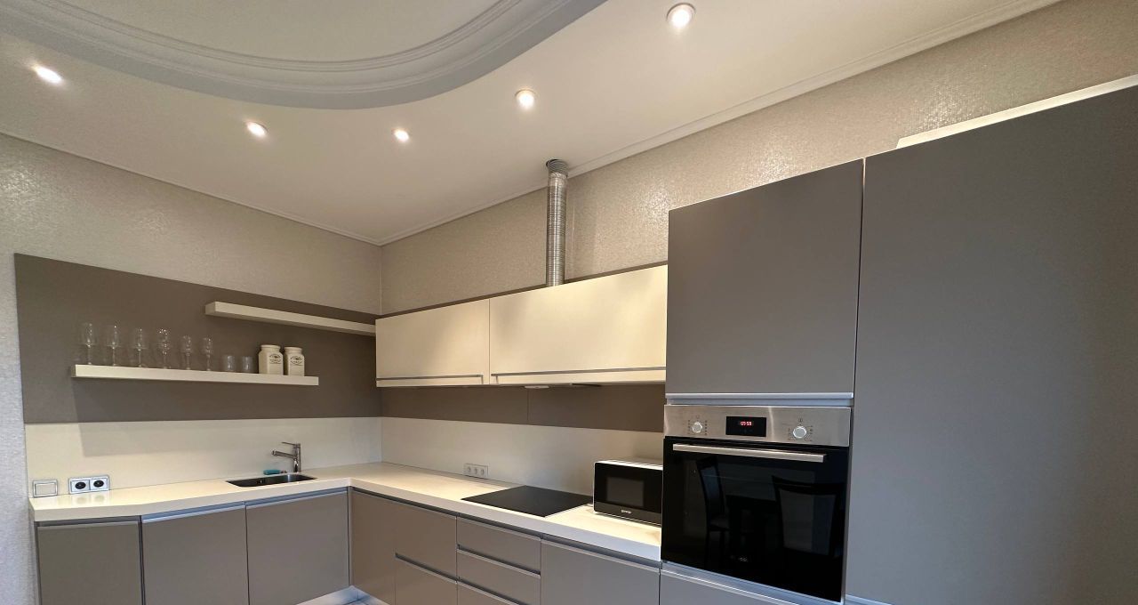 Сдам двухкомнатную квартиру на Мичуринский проспект, 34, метро Раменки, г. Москва