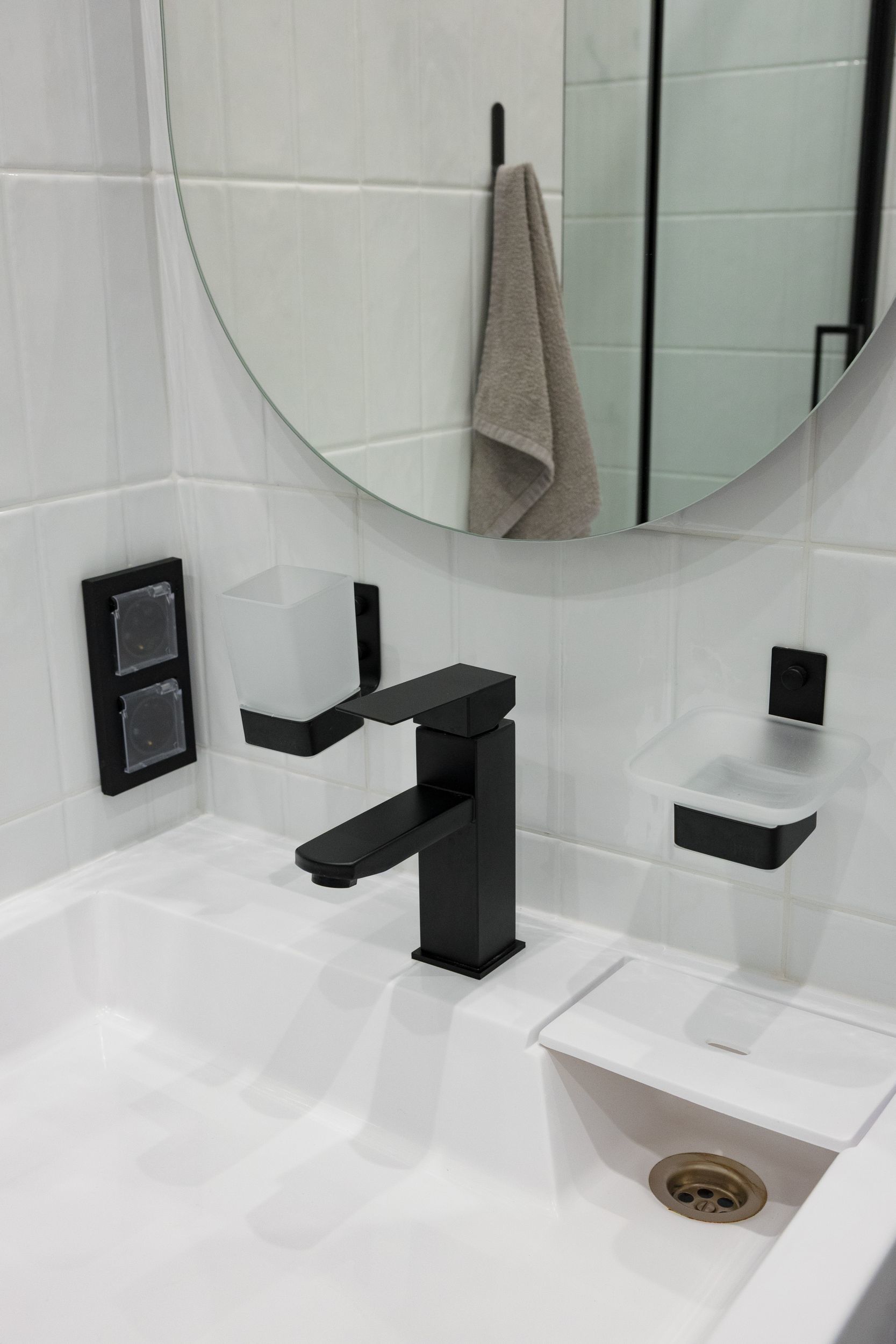 Сдается однокомнатная квартира на г Москва, р-н Коммунарка, кв-л 2, д 5 стр 4, метро Тропарёво, г. Москва