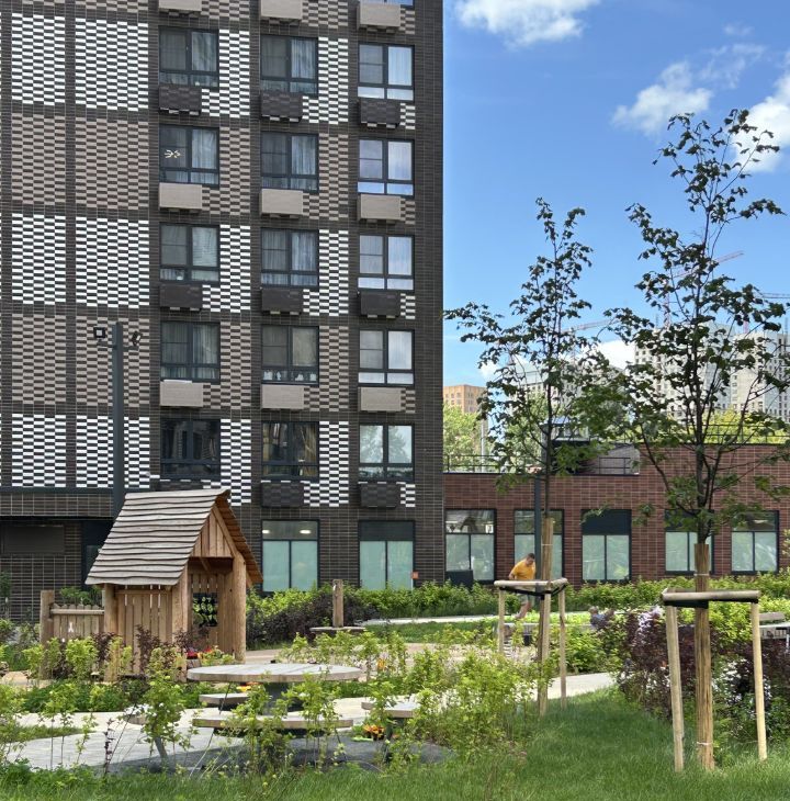 Снять 1-к квартиру на Дорожная улица, 46к3, метро Улица Академика Янгеля, г. Москва