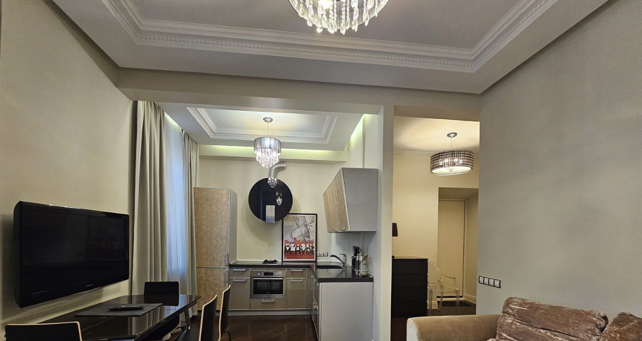 Сдаю 2-к квартиру на Тверская улица, 8к1, метро Чеховская, г. Москва
