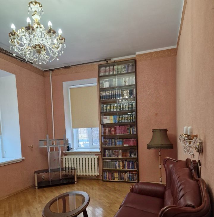 Сдаю 3к квартиру на Малая Бронная улица, 42/14, метро Краснопресненская, г. Москва