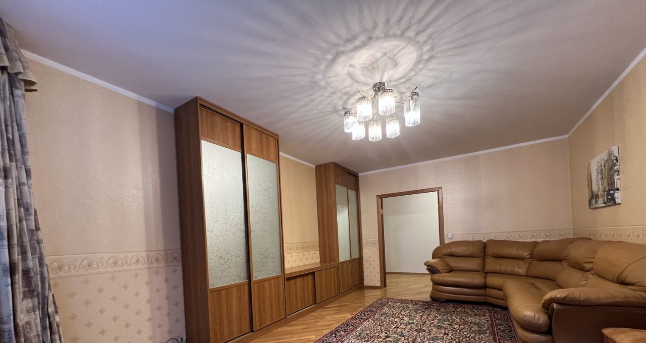 Сдается 3-комнатная квартира на Партизанская улица, 36, метро Молодёжная, г. Москва