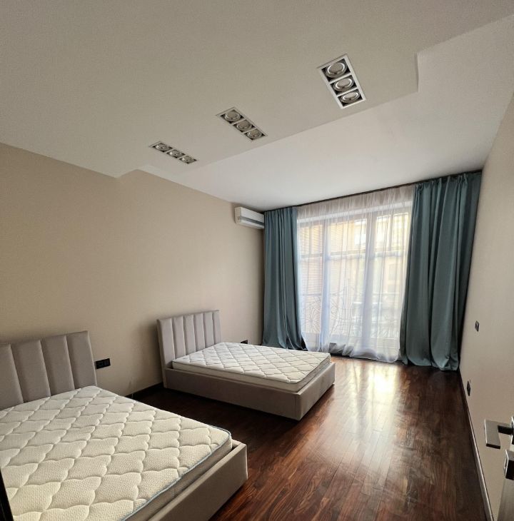 Сдаю 3к квартиру на Крылатская улица, 45К3, метро Крылатское, г. Москва
