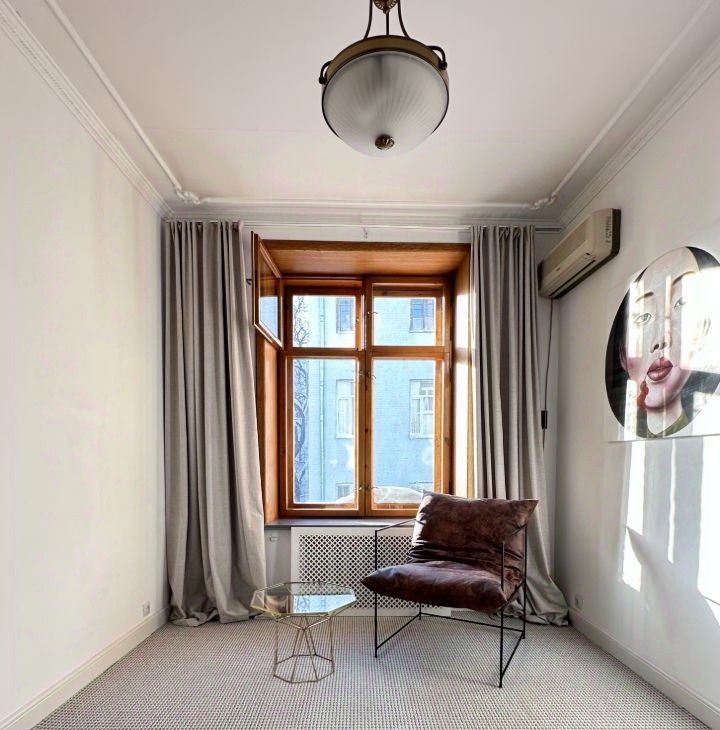 Сдам 4к квартиру на Малая Бронная улица, 20С2, г. Москва