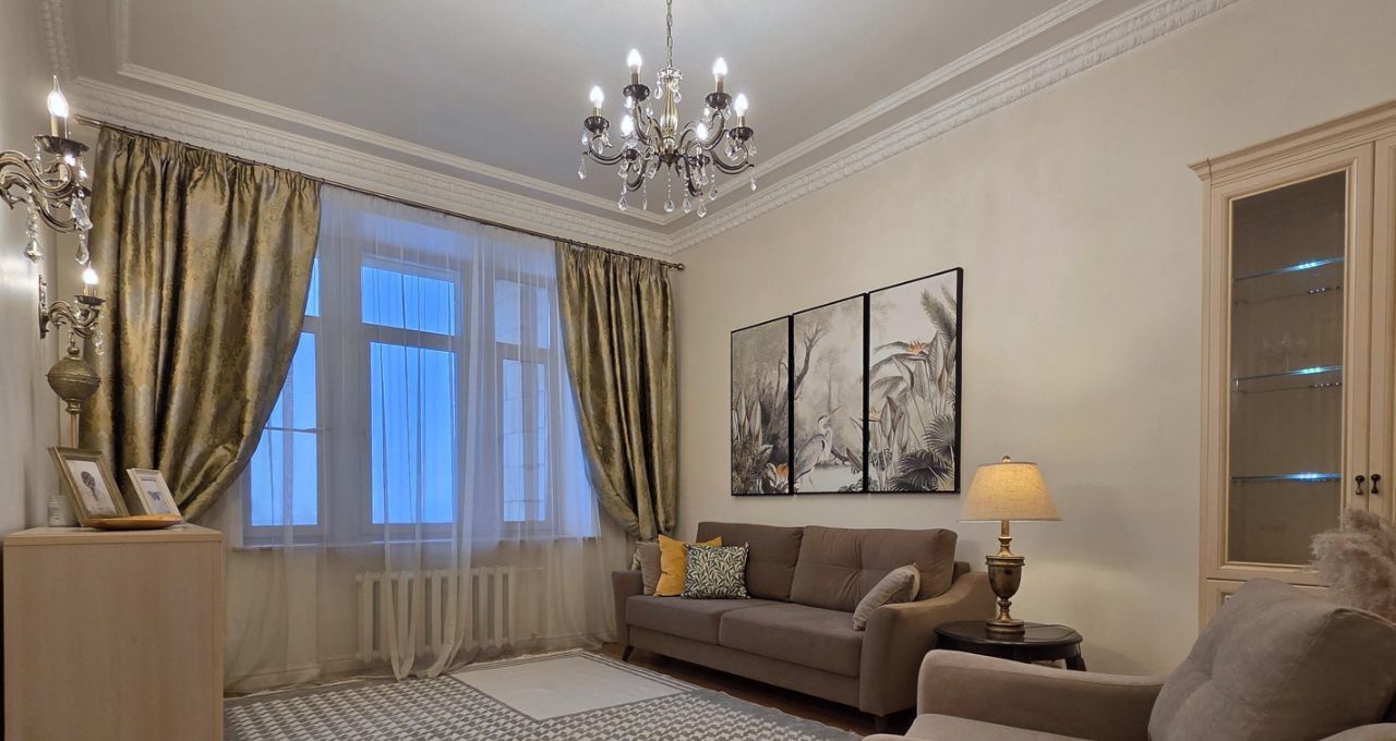 Сдаю 2к квартиру на Кудринская площадь, 1, метро Смоленская (Арбатско-Покровская линия), г. Москва