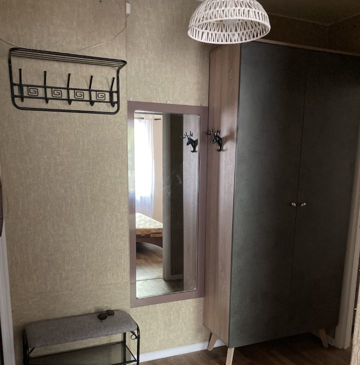 Сдаю 3к квартиру на Профсоюзная улица, 140К1, метро Тёплый Стан, г. Москва
