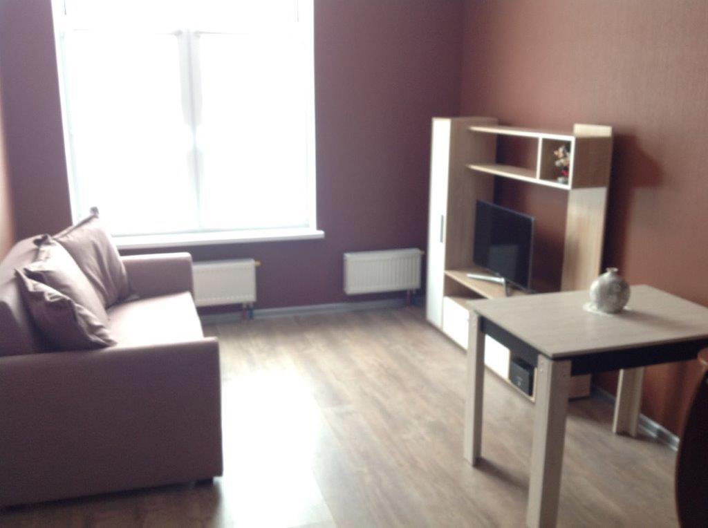 Снять однокомнатную квартиру на Московская обл, г Видное, поселок Мещерино, мкр Южные горки, ул 4-ый квартал, д 3, г. Москва