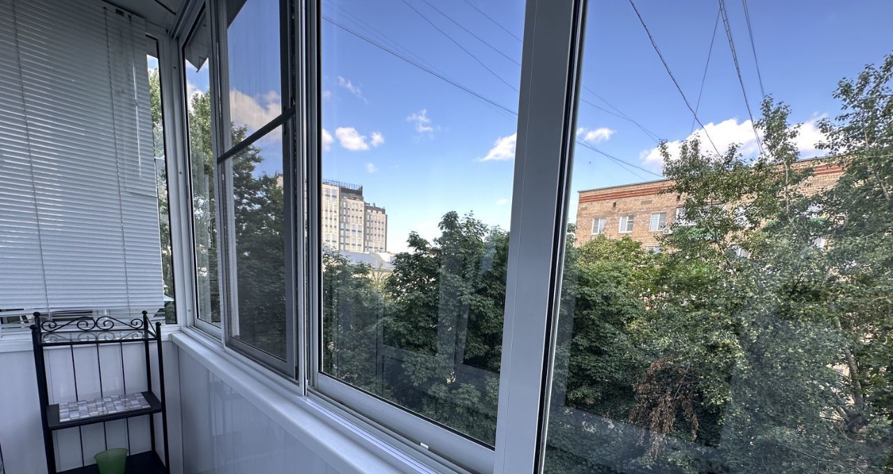Сдаю 1к квартиру на Большой Кондратьевский переулок, 12С1, метро Баррикадная, г. Москва