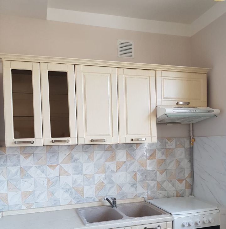 Сдается двухкомнатная квартира на Овчинниковская набережная, 22/24С1, метро Китай-город, г. Москва