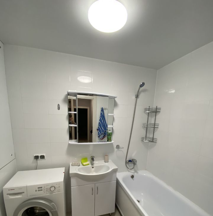 Сдам 2-к квартиру на 1к1, метро Мякинино, г. Москва