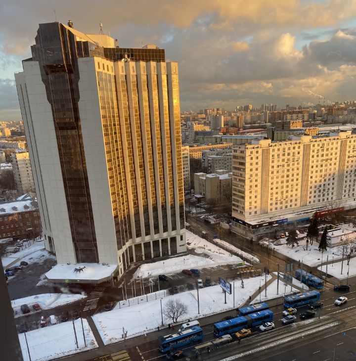 Сдам 4х-комнатную квартиру на Русаковская улица, 31, метро Сокольники, г. Москва