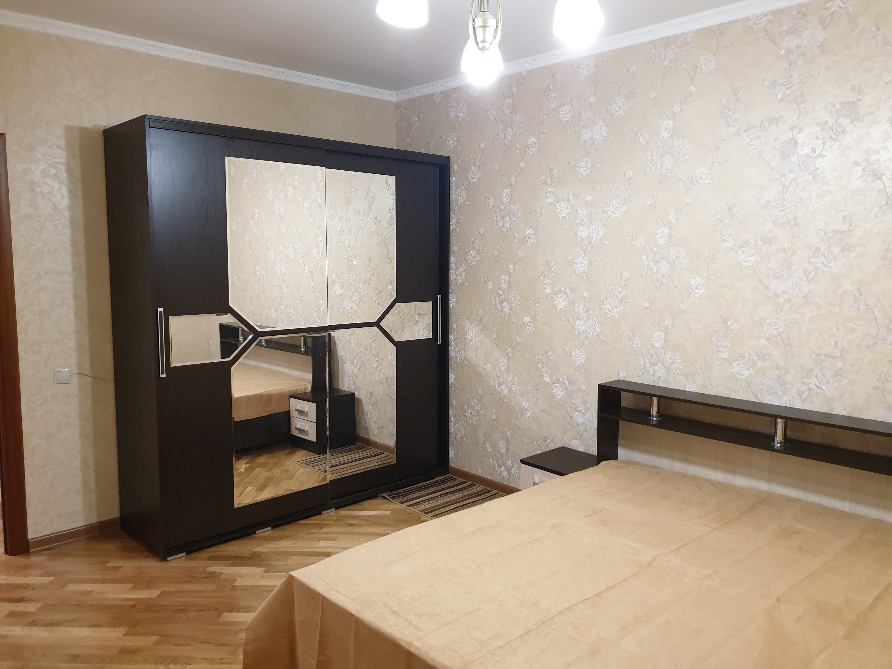Снять 3к квартиру на г Москва, ул Производственная, д 10 к 1, метро Боровское шоссе, г. Москва