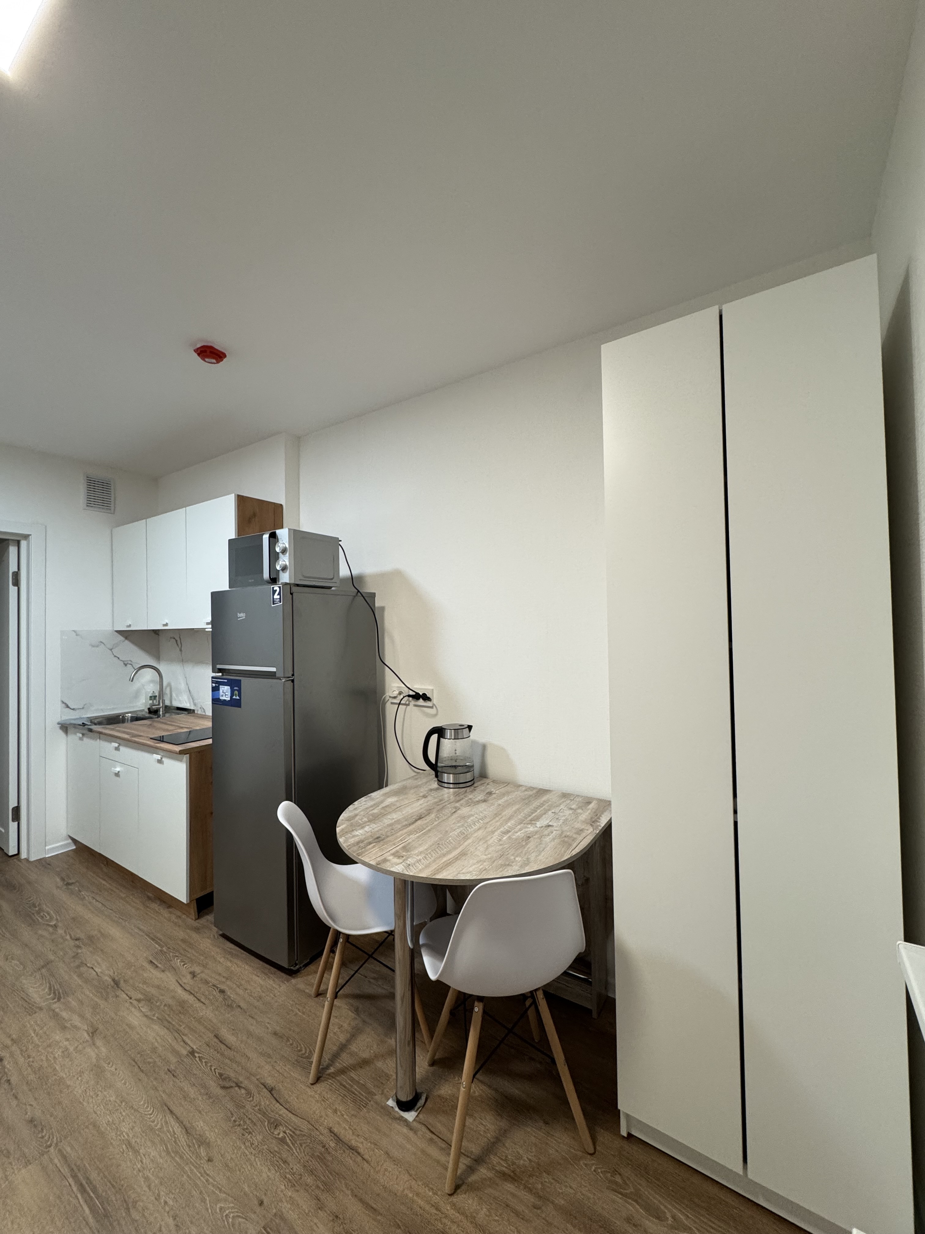 Снять 1-комнатную квартиру на г Санкт-Петербург, ул Пахомовская, д 14 к 1 стр 1, метро Академическая, г. Санкт-Петербург