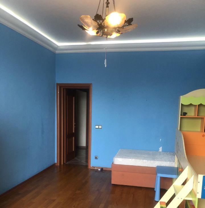 Сдам 4-комнатную квартиру на Мичуринский проспект, 29, метро Раменки, г. Москва