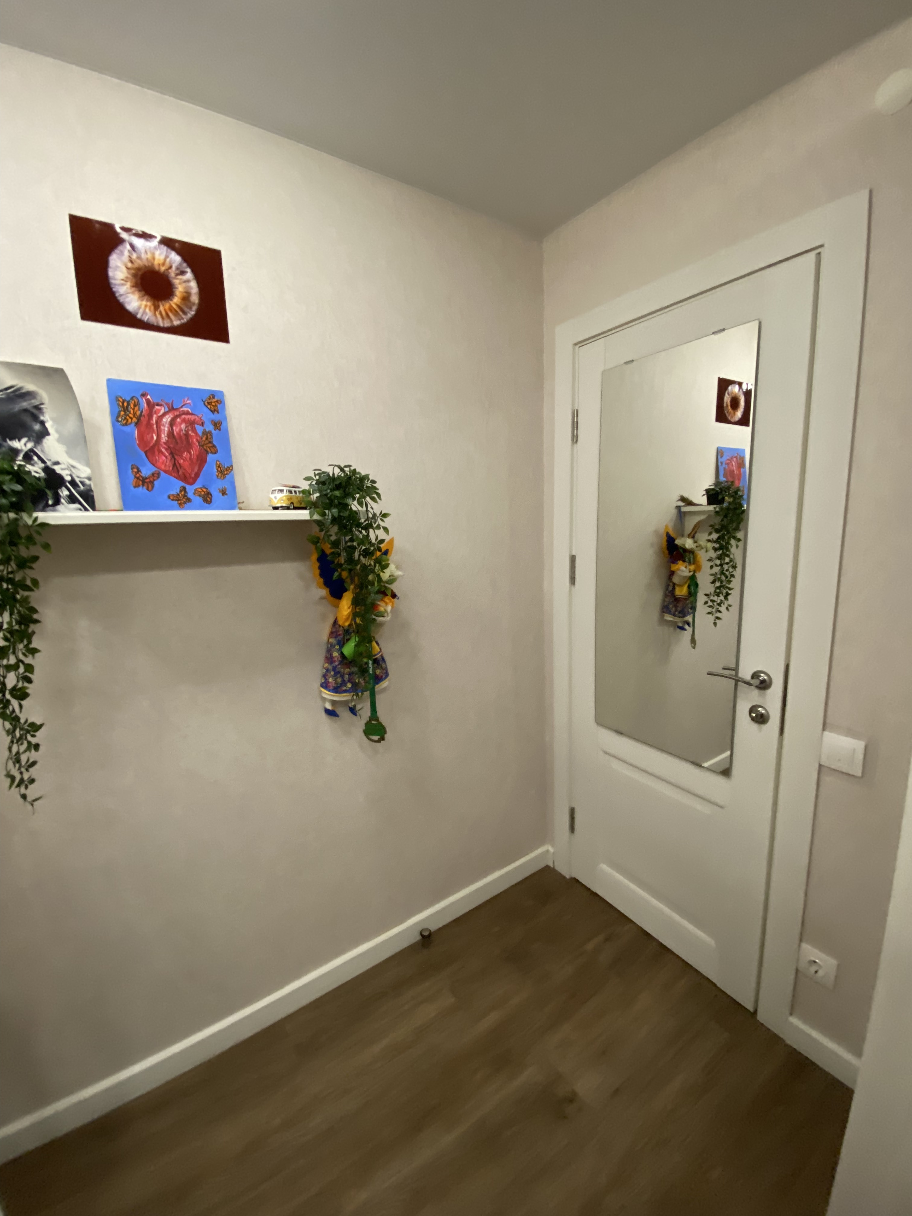 Сдаю двухкомнатную квартиру на г Москва, ул Бехтерева, д 7 к 3, метро Царицыно, г. Москва