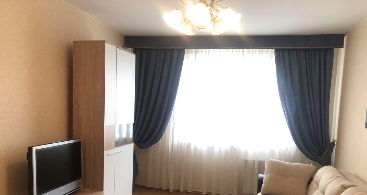 Сдаю 3-комнатную квартиру на Есенинский бульвар, 9К3, метро Кузьминки, г. Москва