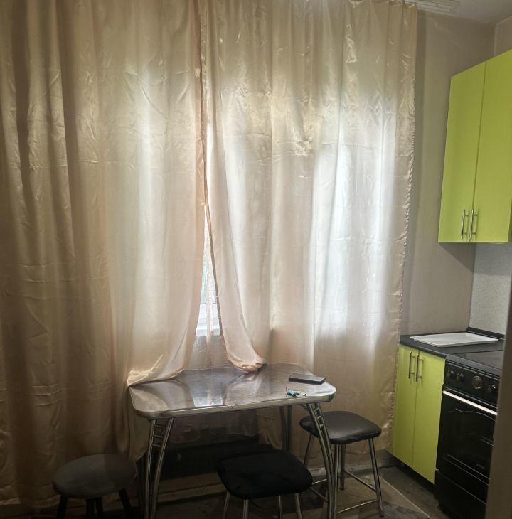 Сдам 1к квартиру на улица Богданова, 10к2, метро Солнцево, г. Москва