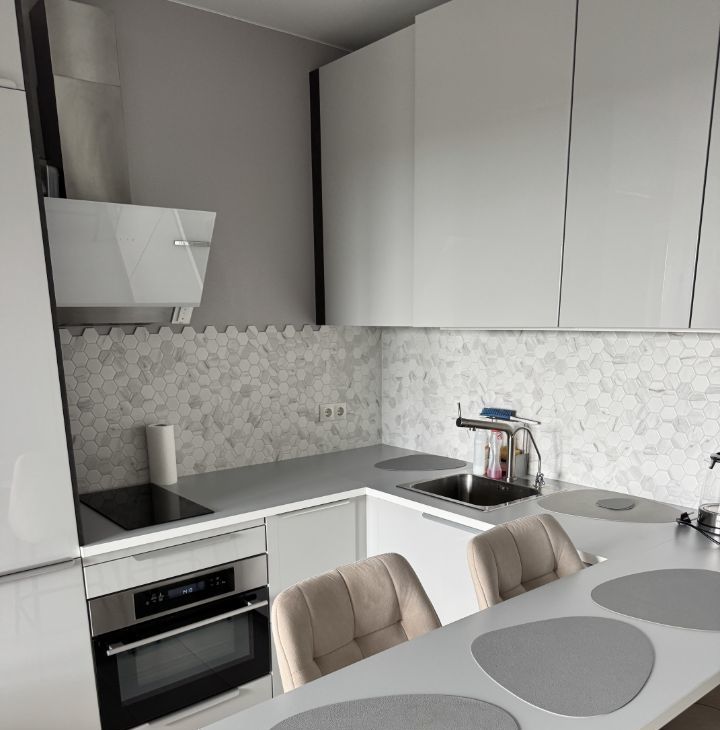 Сдам 2-к квартиру на Люблинская улица, 80к6, метро Марьино, г. Москва