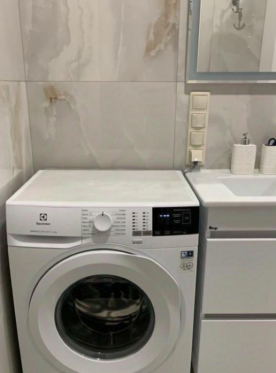 Сдам 2к квартиру на Береговой проезд, 1А, метро Фили, г. Москва