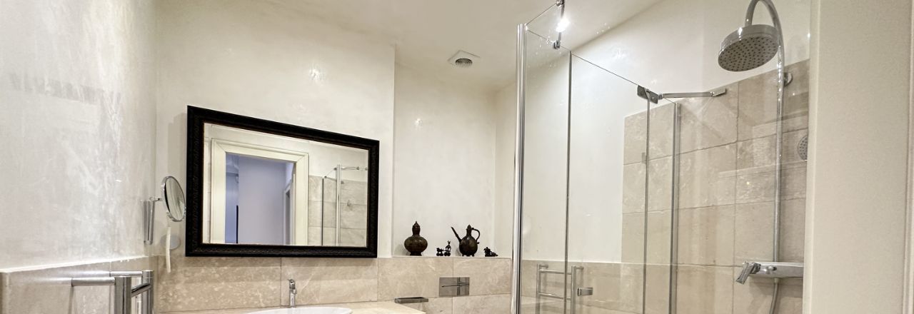 Сдам 3х-комнатную квартиру на улица Покровка, 41С3, метро Китай-город, г. Москва