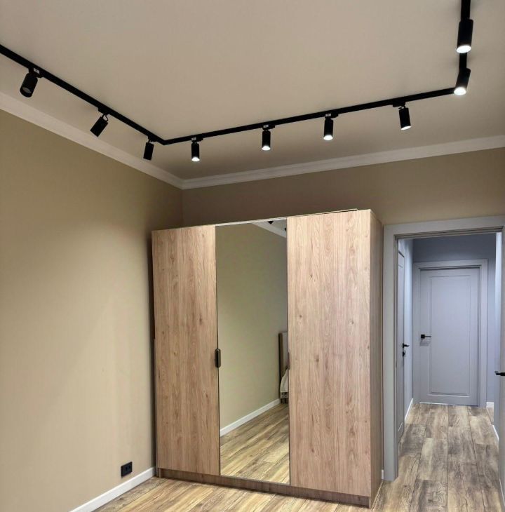 Снять 3-к квартиру на улица Анны Ахматовой, 11к1, метро Рассказовка, г. Москва