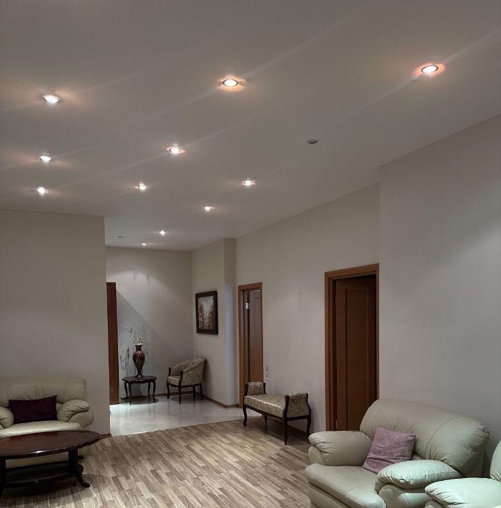 Сдаю 3-к квартиру на 1А, метро Чертановская, г. Москва