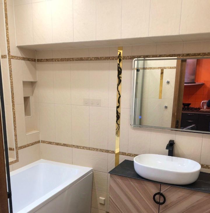 Сдается четырехкомнатная квартира на улица Павла Андреева, 28К6, метро Добрынинская, г. Москва